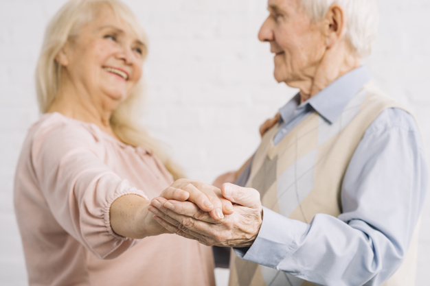 Cours de danses de salon à domicile seniors Bordeaux - Libourne